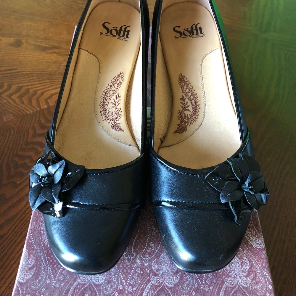 Sofft Kensington Kitten Heels- 8 NIB
